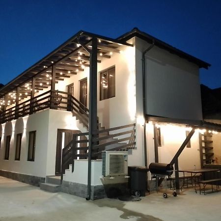 Urbanist Guest House Calimanesti Exterior foto